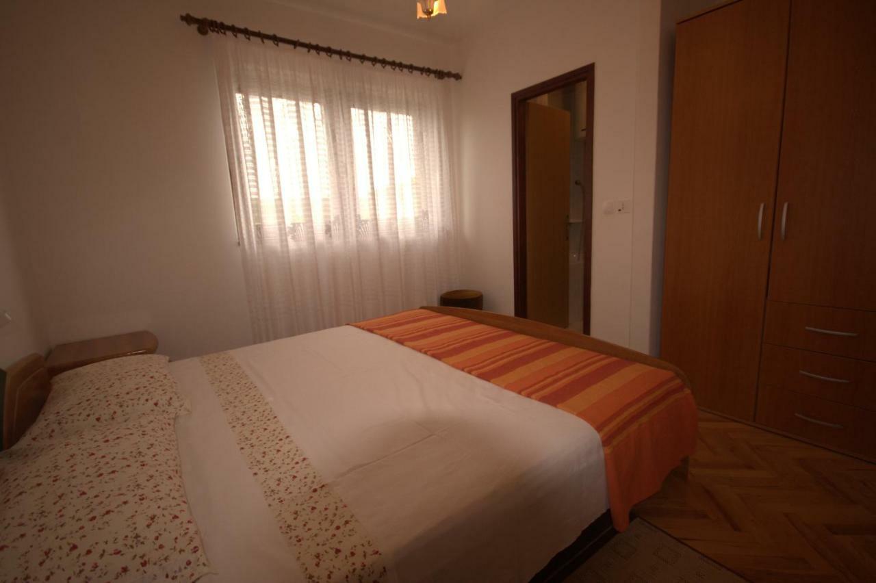 Apartments Cvelic Milovcic Malinska Extérieur photo