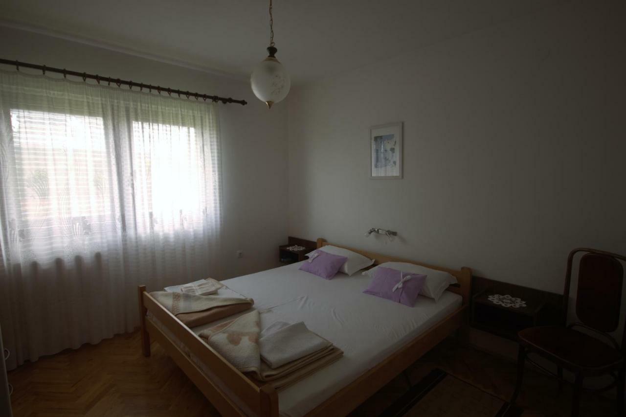 Apartments Cvelic Milovcic Malinska Extérieur photo